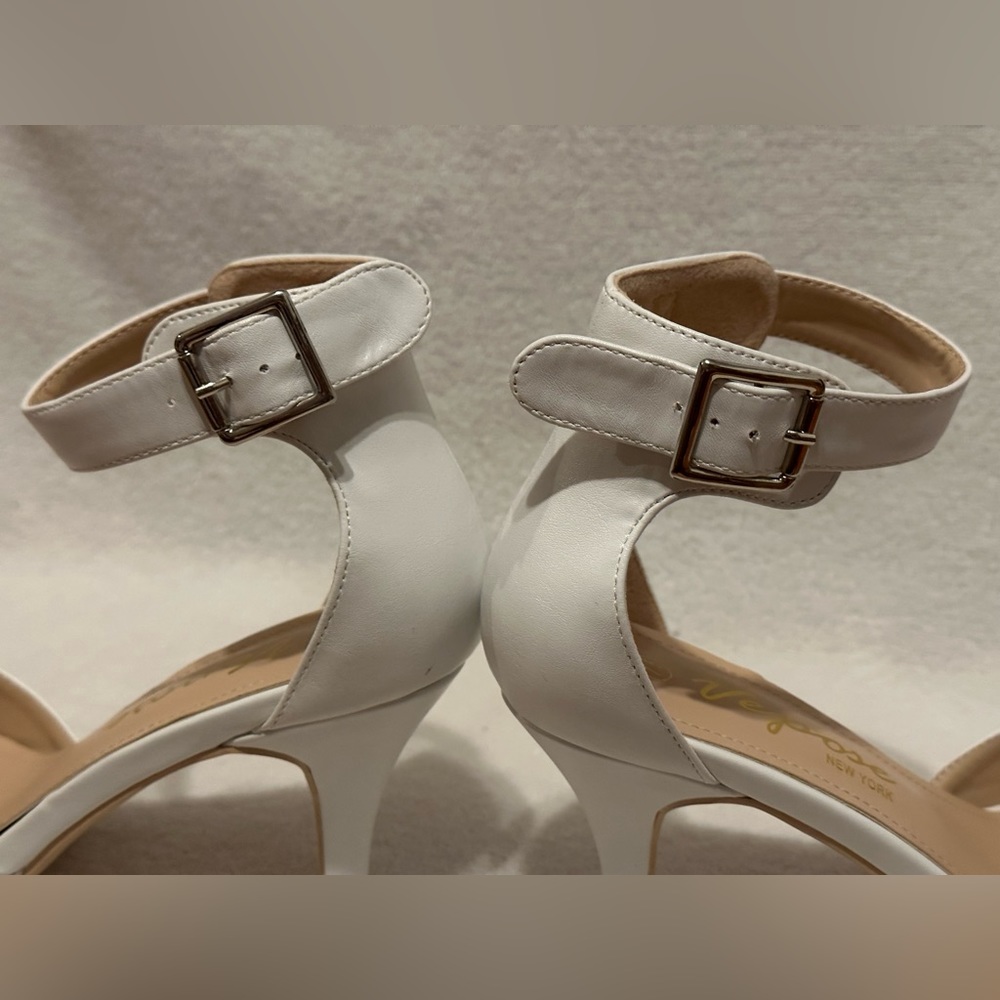 Vepose New York Heels - Picture 10 of 12